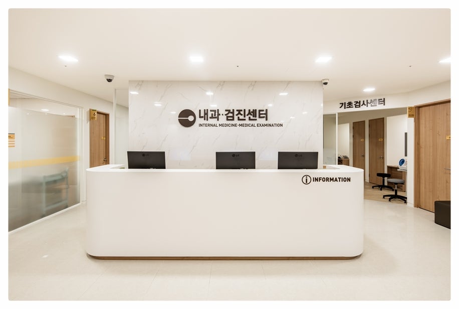 여의도소아안과 근시억제 렌즈 비교 — 마이오스마트·스텔리스트·마이오케어